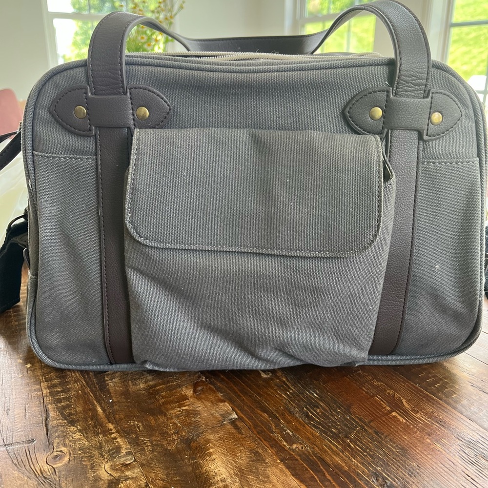 So young Diaper bag- excellent condition